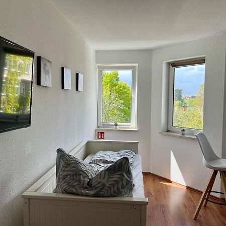 Schickes Einzimmerapartment Nahe Uniklinik Maagdenburg Buitenkant foto