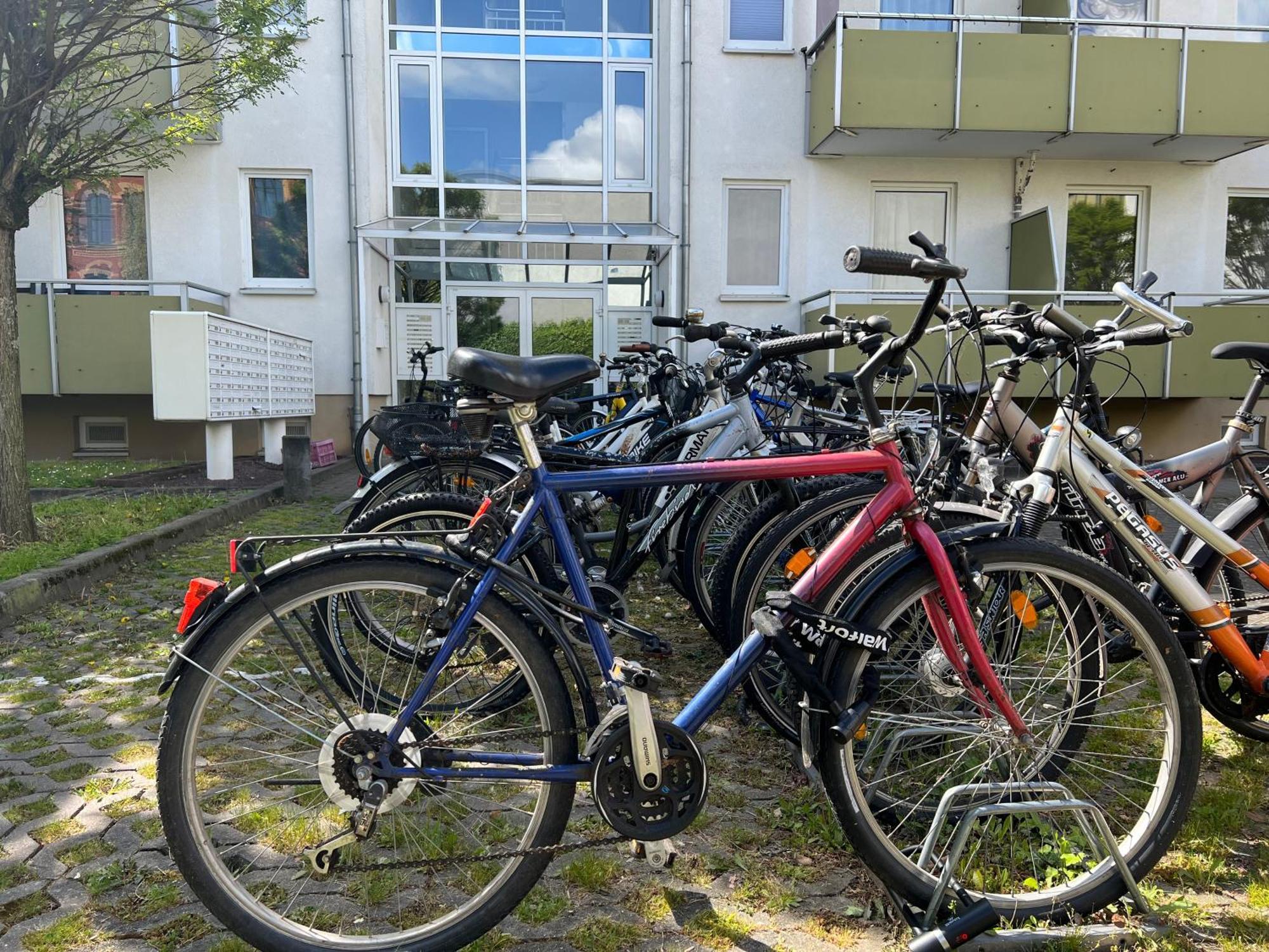 Schickes Einzimmerapartment Nahe Uniklinik Maagdenburg Buitenkant foto